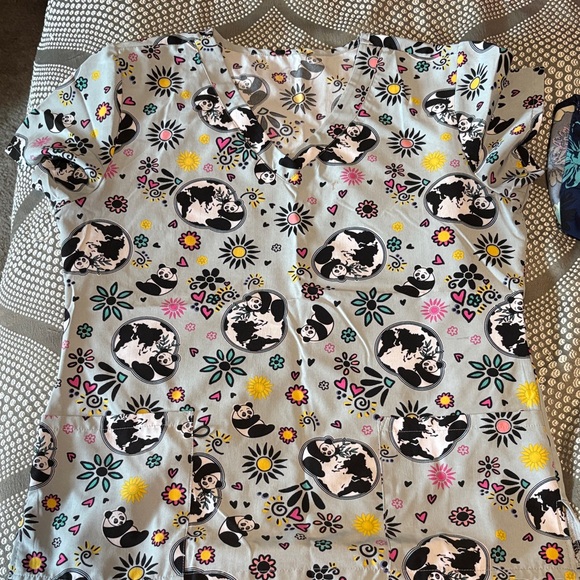 Colorful Patterned Scrub Pants - Picture 3 of 5